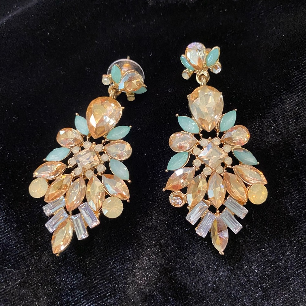 Sparkly stone earrings absolutely gorgeous